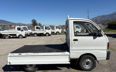 Mitsubishi-minicab-1993-white-9