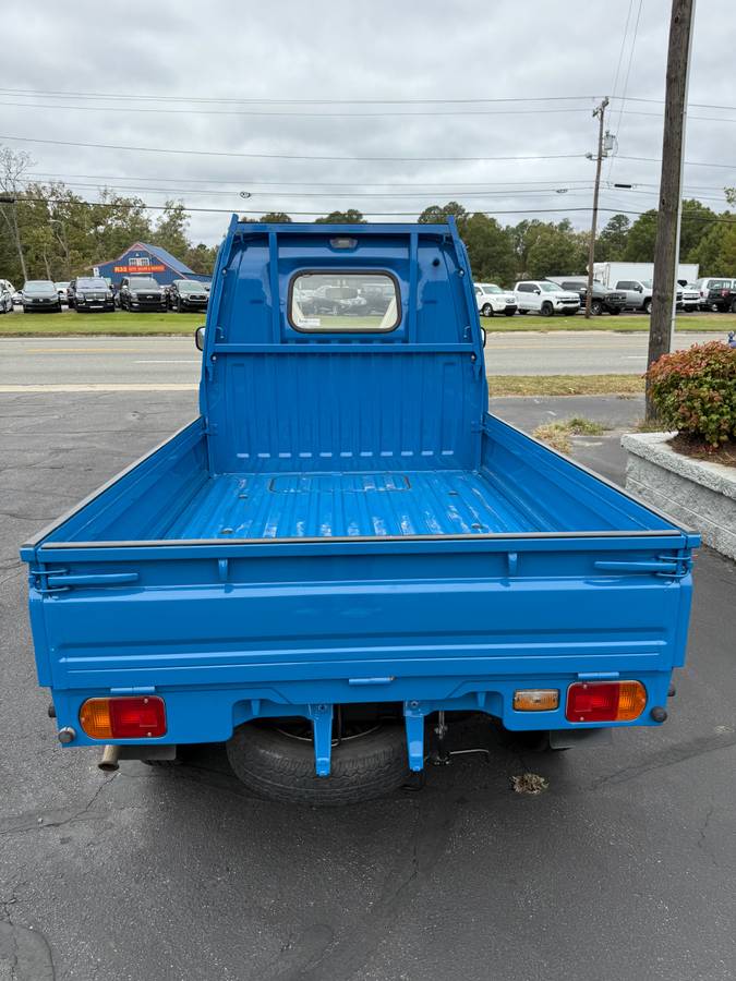 Mitsubishi-minicab-1994-blue-4