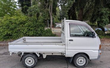 Mitsubishi-minicab-1996-white-1