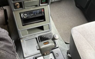 Mitsubishi-montero-ls-1991-red-17