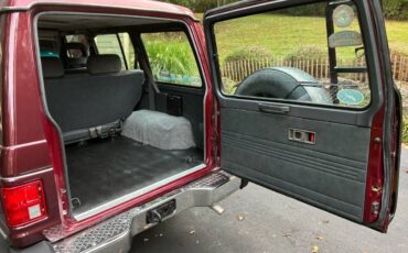 Mitsubishi-montero-ls-1991-red-9