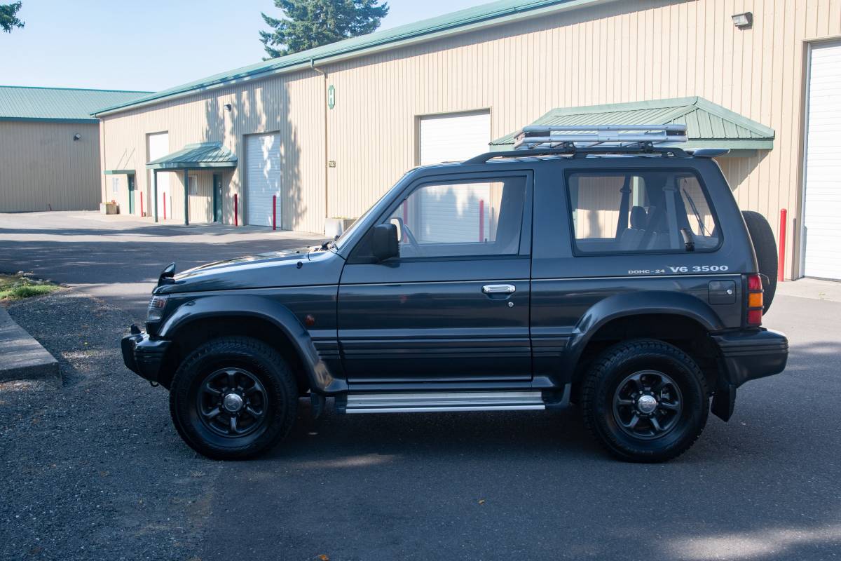 Mitsubishi-pajero-1994-2