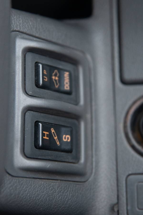 Mitsubishi-pajero-1994-23