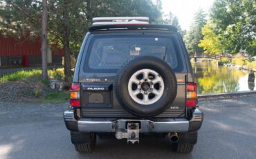 Mitsubishi-pajero-1994-6