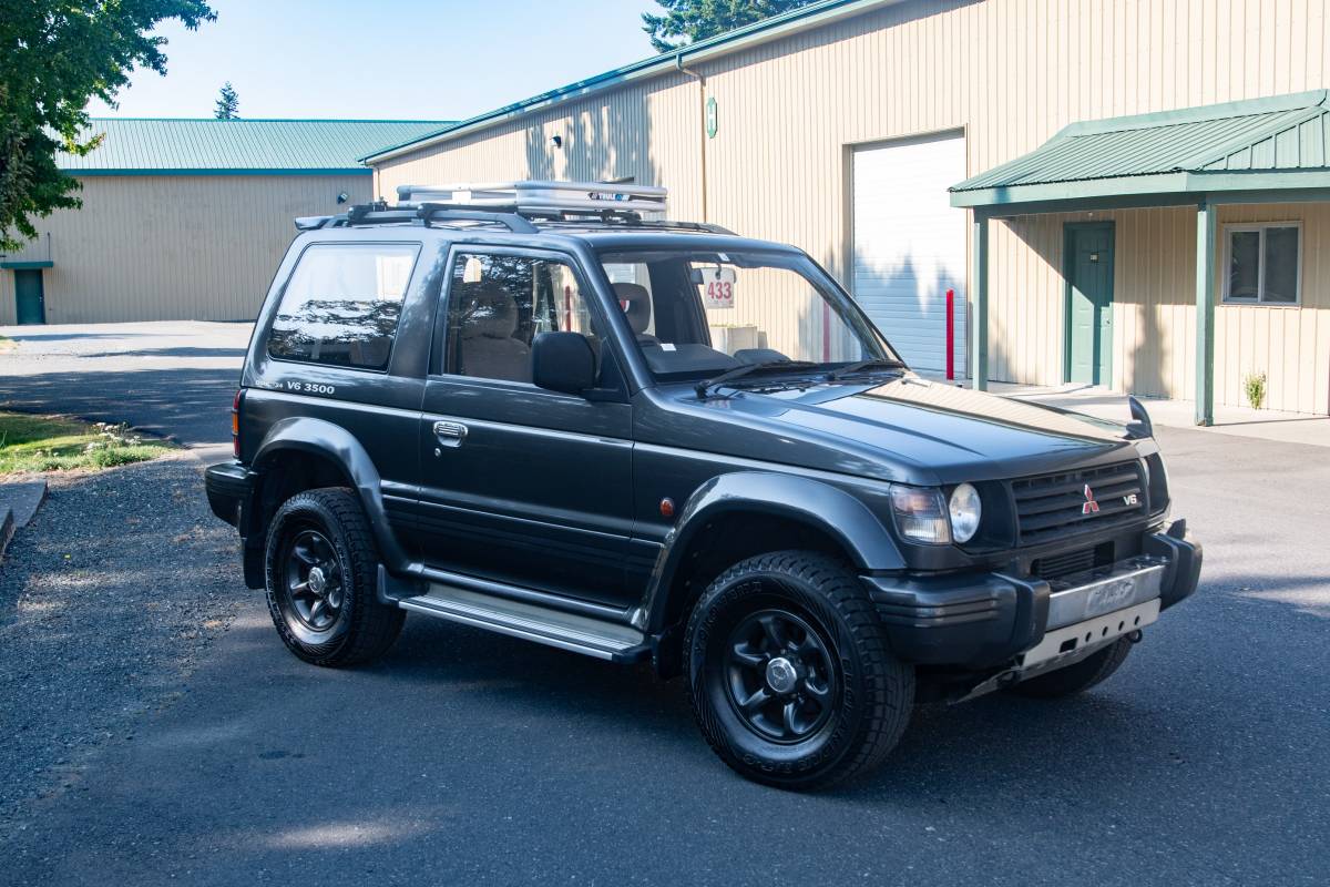 Mitsubishi-pajero-1994-7