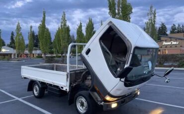 Mitsubishinissanisuzu-diesel-1996-white-1