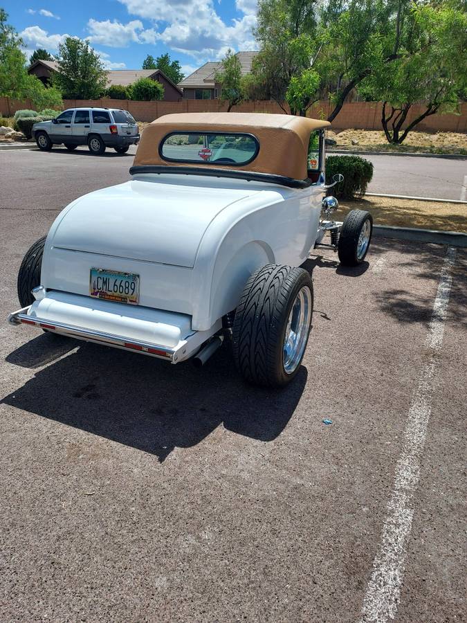 Model-a-1929-white-6