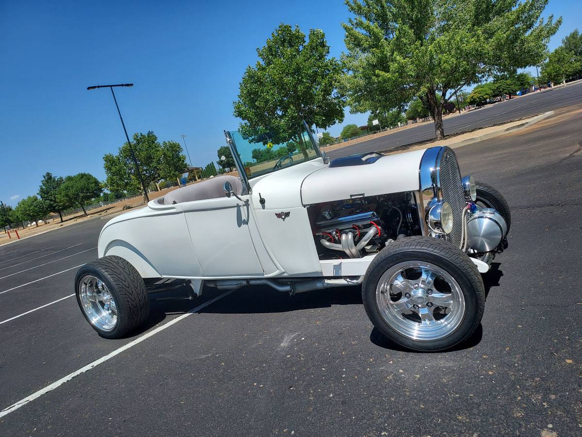 Model-a-1929-white