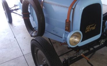 Model-t-1923-blue-2