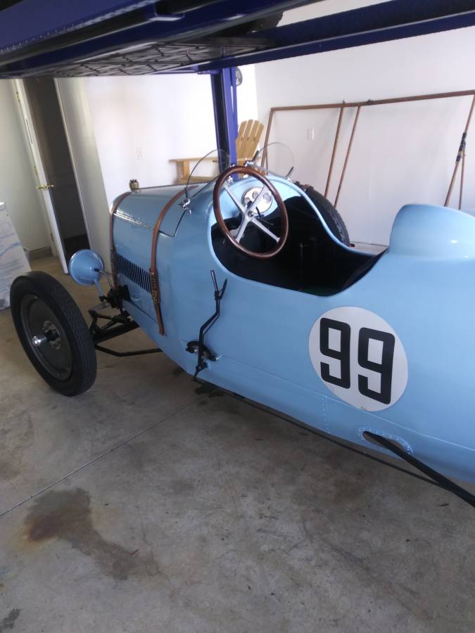 Model-t-1923-blue-9