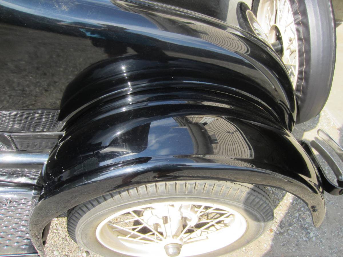 Model-t-ford-roadster-1927-12