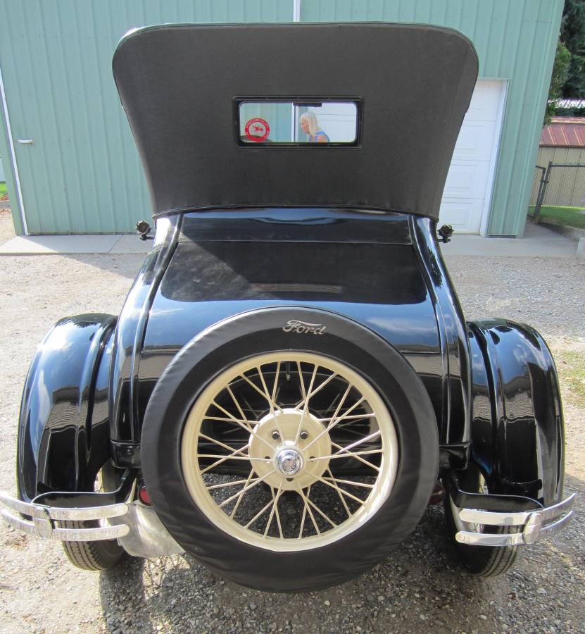 Model-t-ford-roadster-1927-17