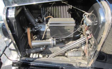 Model-t-ford-roadster-1927-3