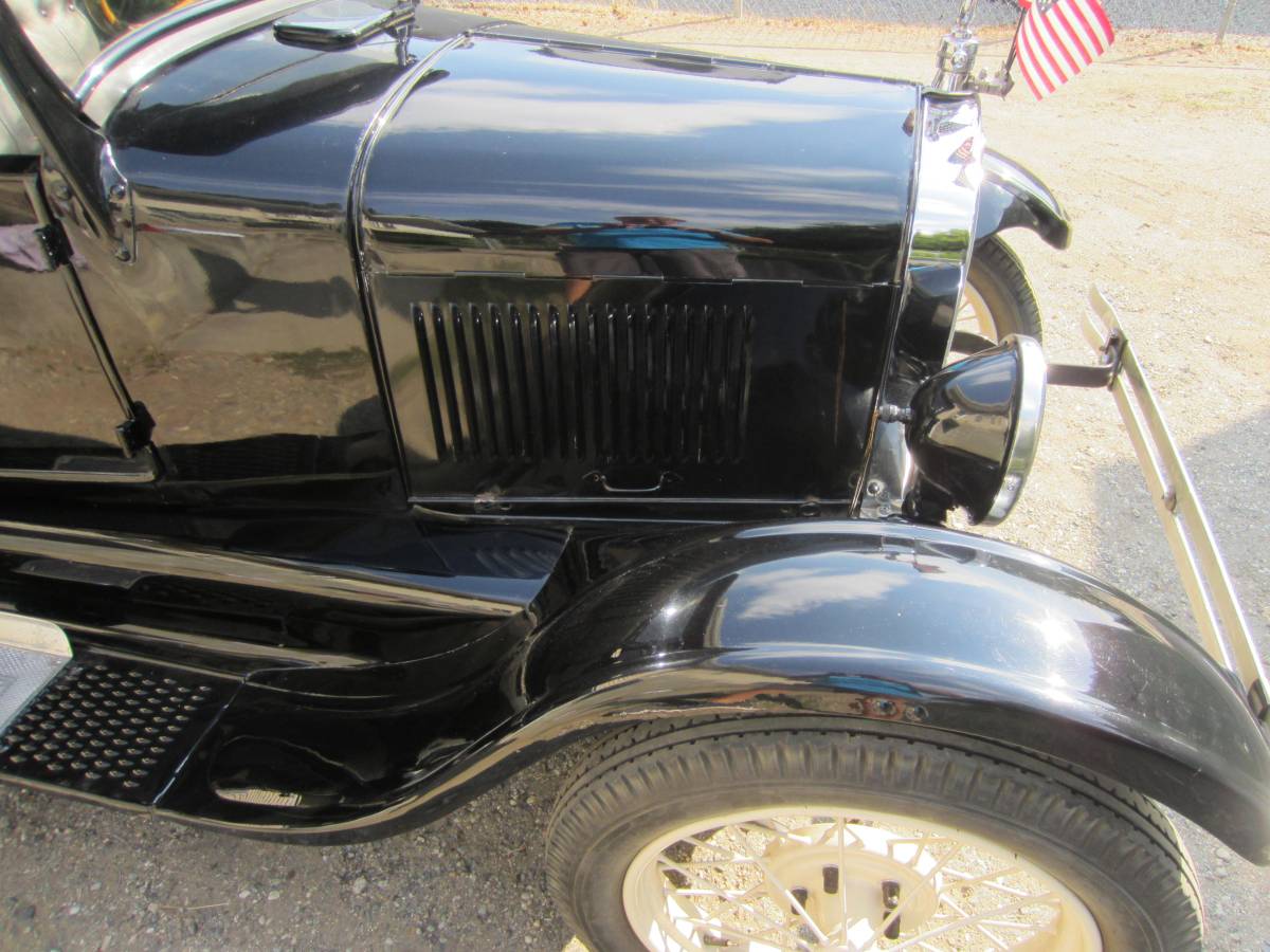 Model-t-ford-roadster-1927-5