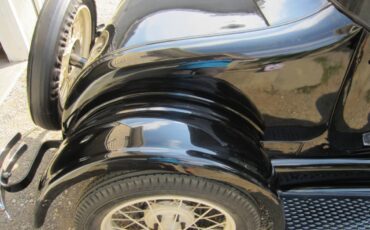 Model-t-ford-roadster-1927-6