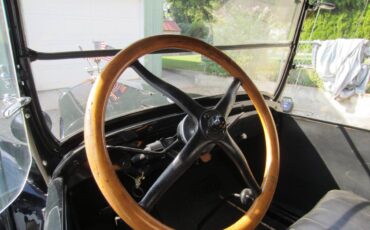 Model-t-ford-roadster-1927-7