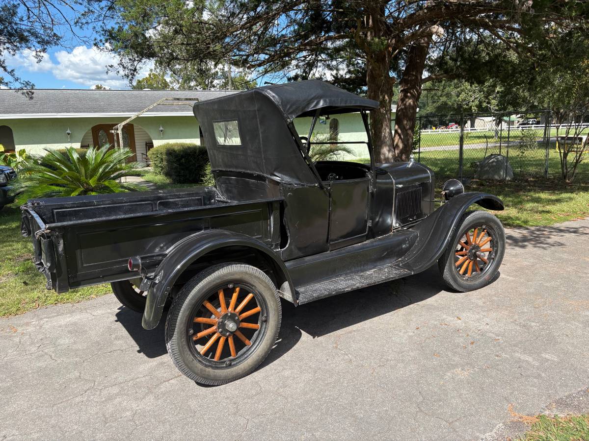 Model-t-pickup-1926-3