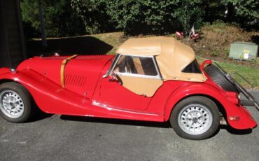 Morgan-Plus-8-1993-Corsa-Red-Tan-11