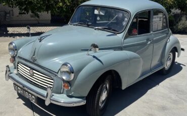 Morris-Minor-1000-1968-Smoke-Gray-Light-Blue
