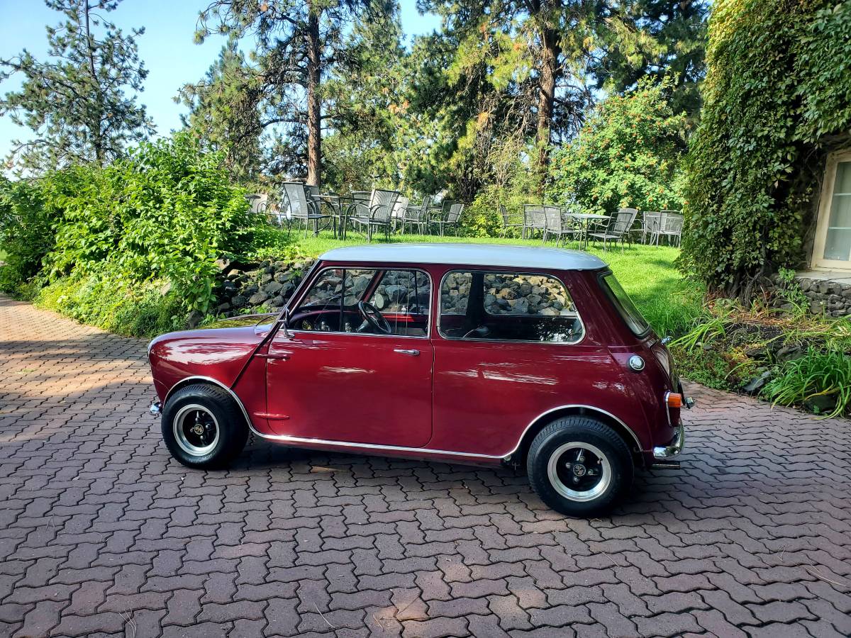 Morris-mini-cooper-s-1966-red-12