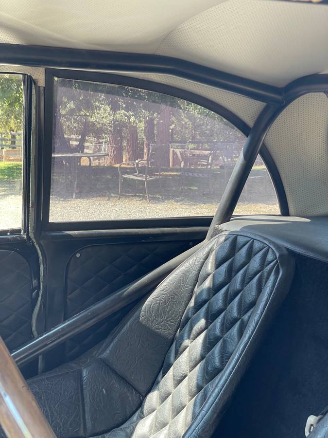 Morris-minor-1963-black-13