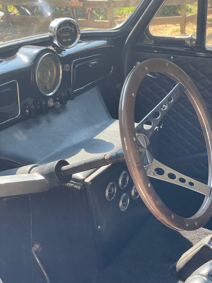 Morris-minor-1963-black-14
