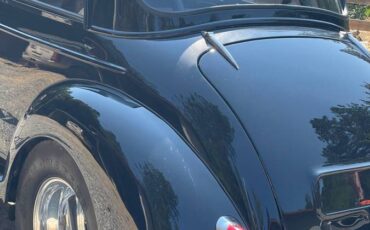 Morris-minor-1963-black-16