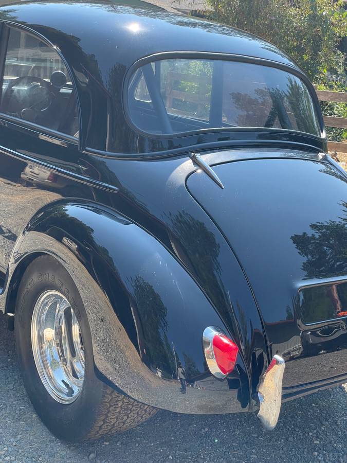 Morris-minor-1963-black-16