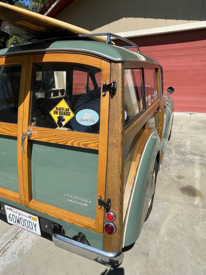 Morris-minor-traveller-1000-1960-green-5