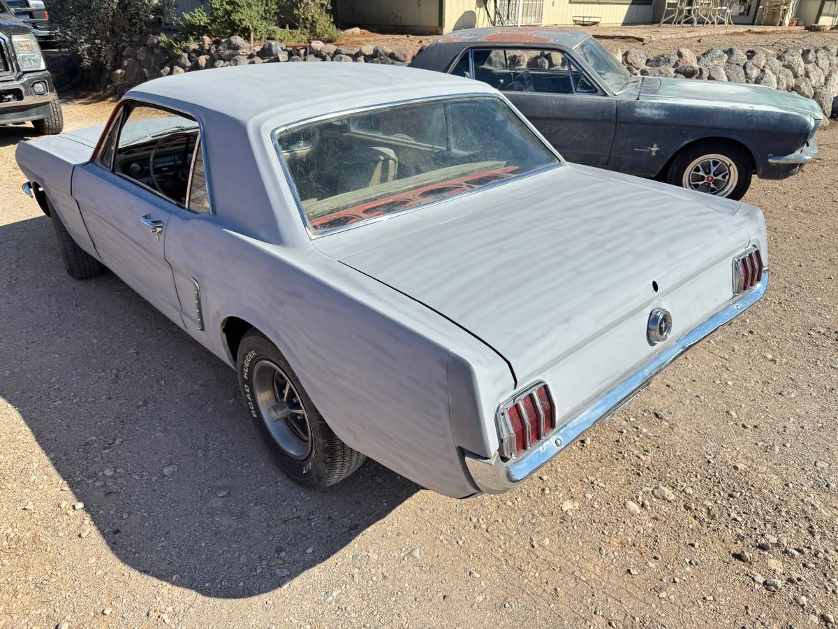 Mustang-1965-green