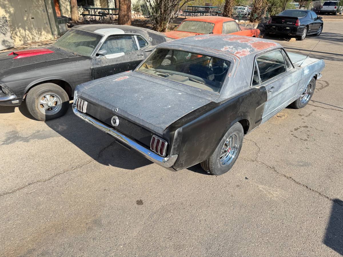Mustang-1965-green-7