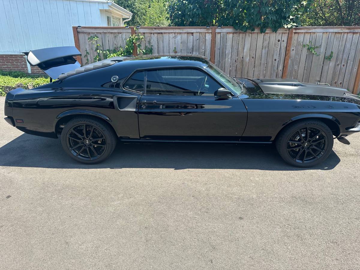 Mustang-1969-black-8