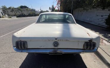 Mustang-coupe-1965-9