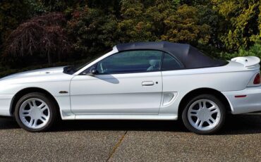 Mustang-gt-convertible-1996-white-15