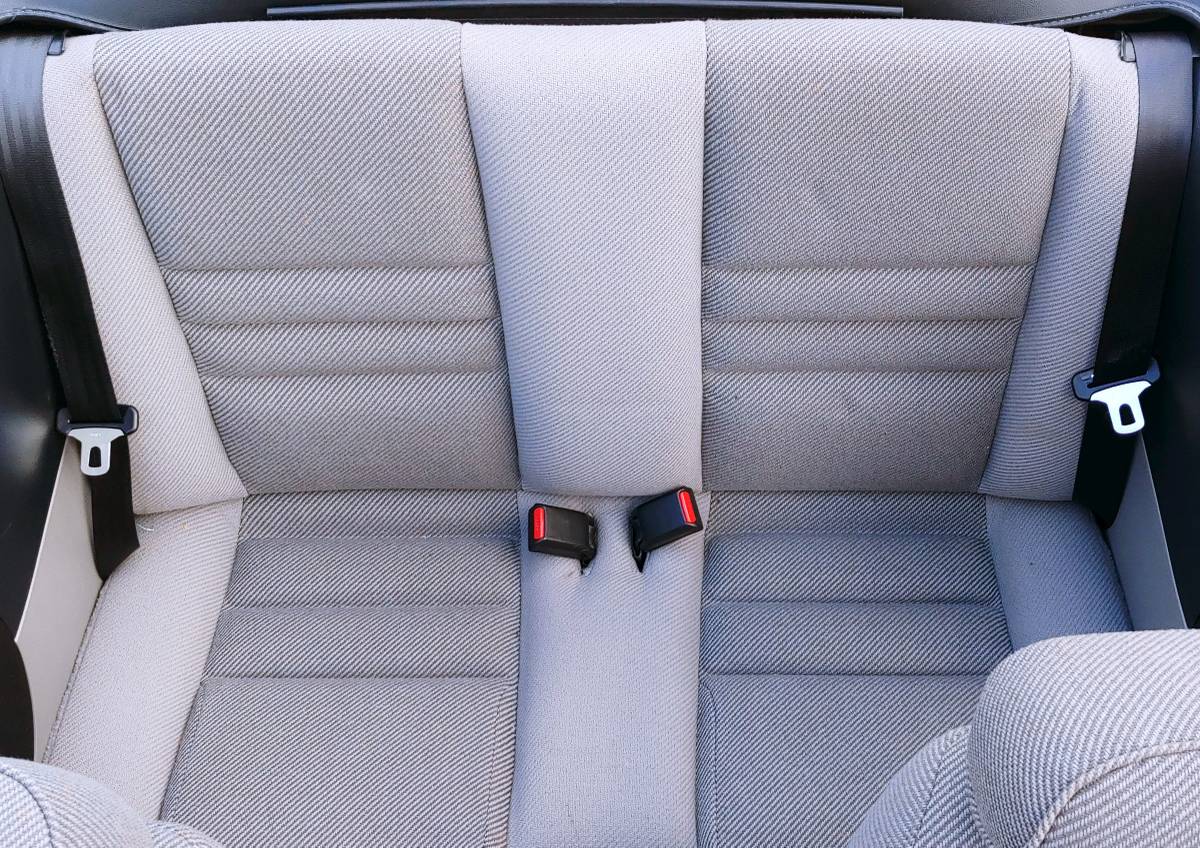 Mustang-gt-convertible-1996-white-2