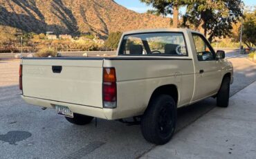 Nissan-1993-custom-3
