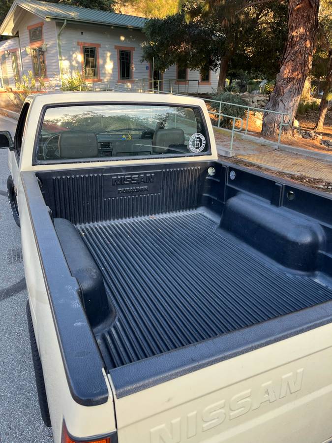 Nissan-1993-custom-5