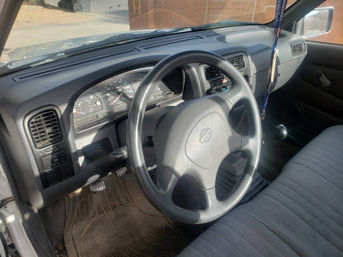 Nissan-1994-3