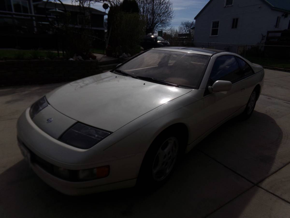 Nissan-22-1991-custom-2