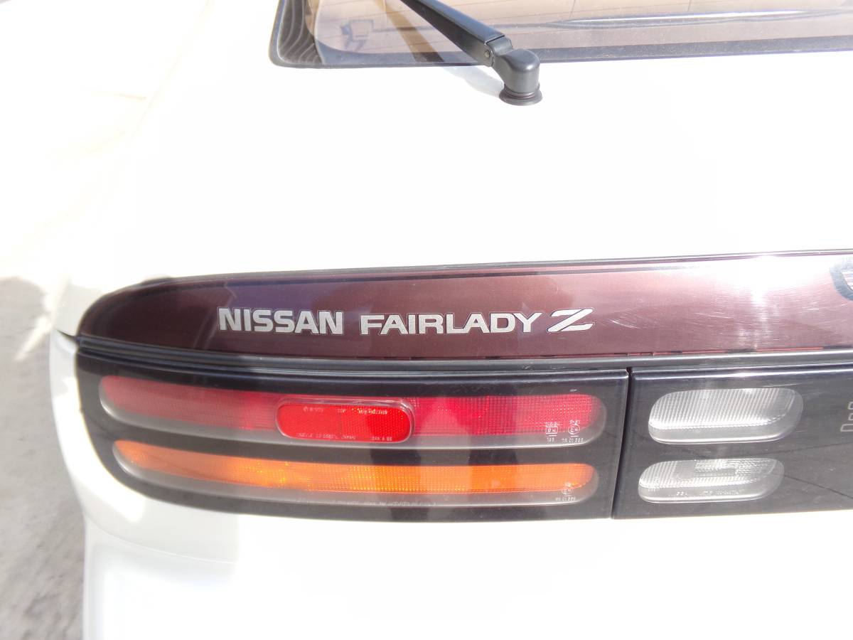 Nissan-22-1991-custom-5