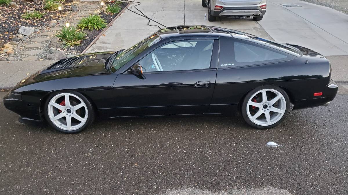 Nissan-240sx-1989-black-24