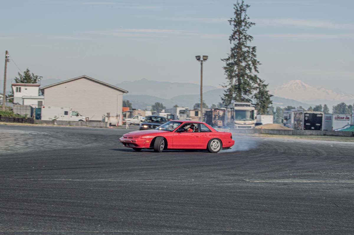 Nissan-240sx-1990-red-15