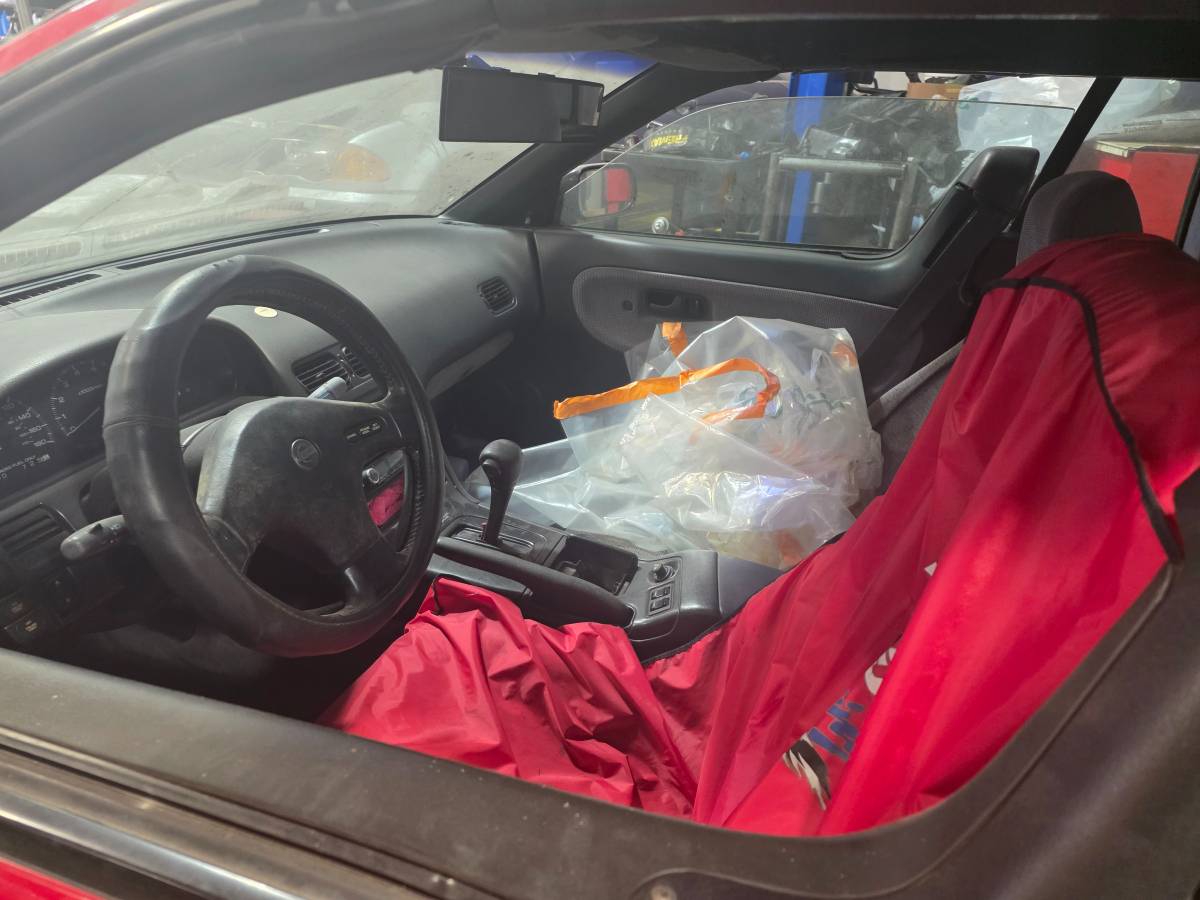 Nissan-240sx-1993-red-4