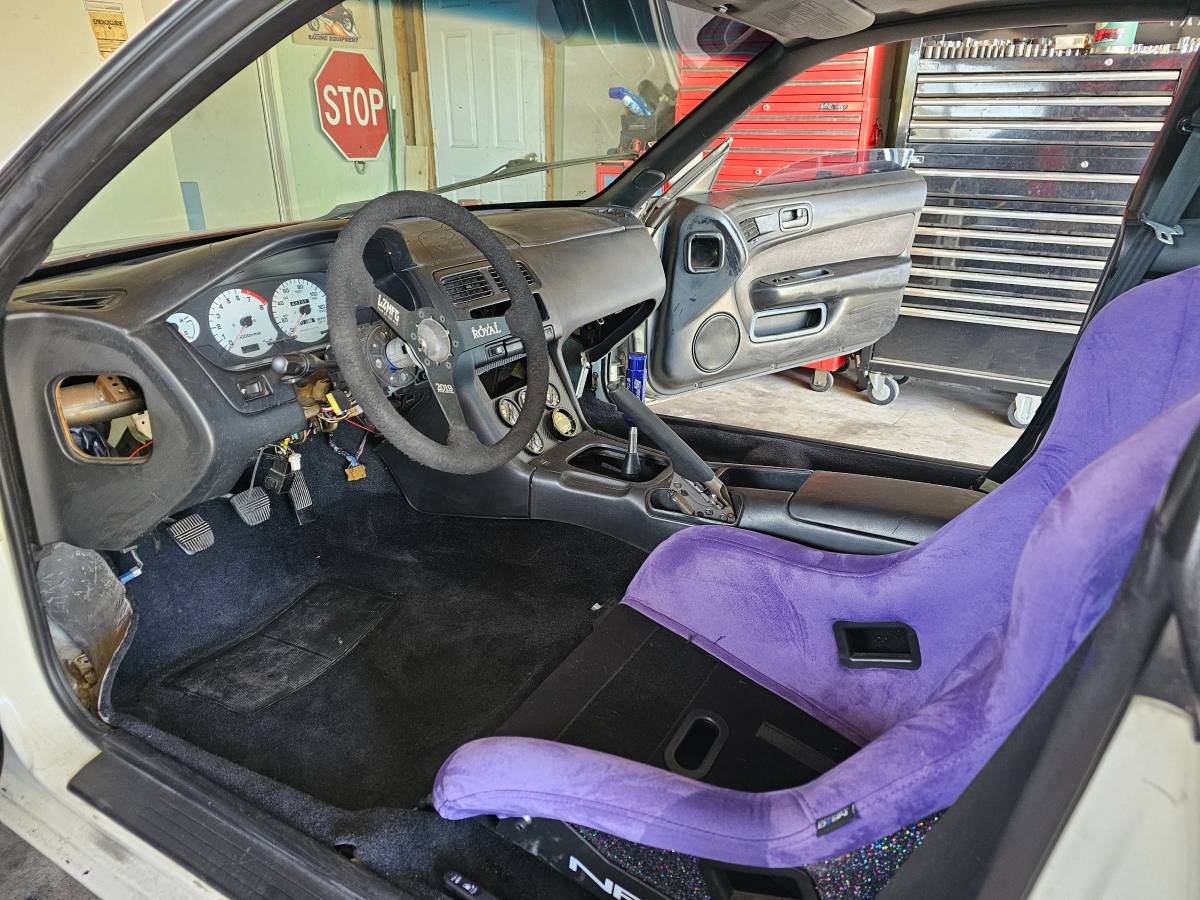Nissan-240sx-1995-white-5