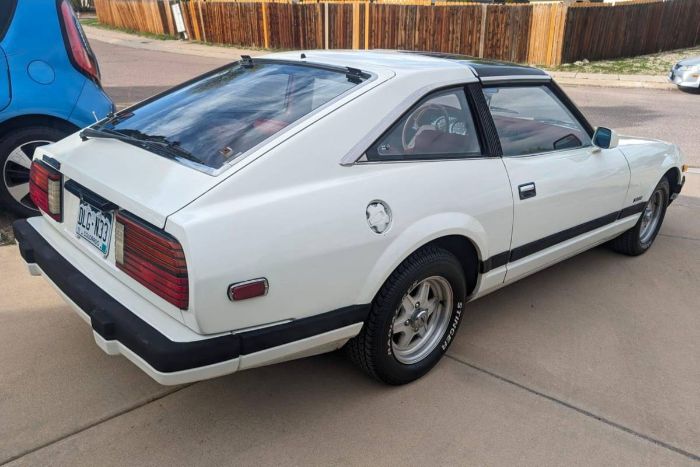 Nissan-280zx-1982-White-12