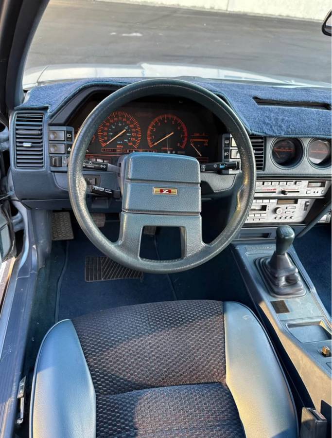 Nissan-300zx-1984-blue-6