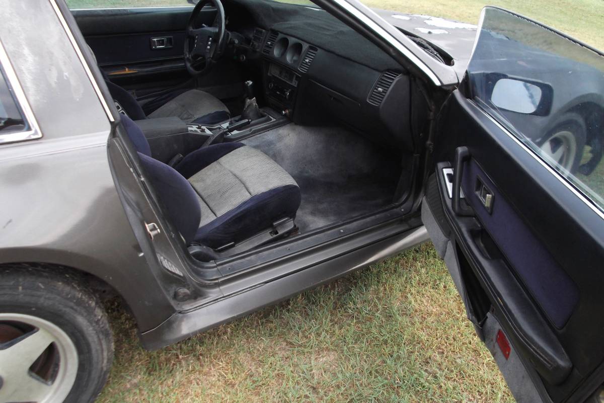 Nissan-300zx-1986-black-5