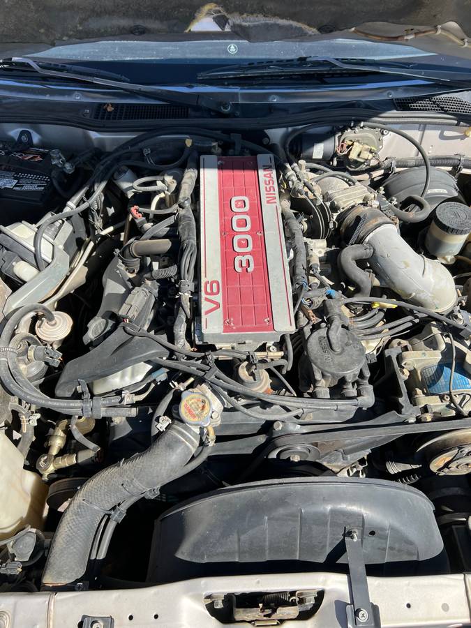 Nissan-300zx-1986-silver-12