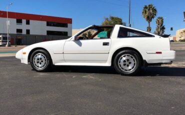 Nissan-300zx-1986-white-10