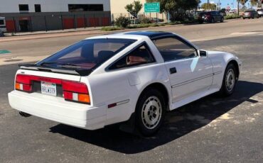 Nissan-300zx-1986-white-2